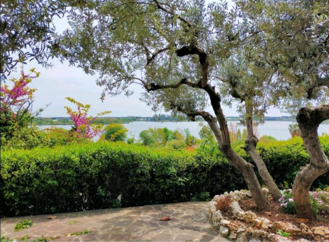 Sul Lago Dorato 테라치나 외부 사진